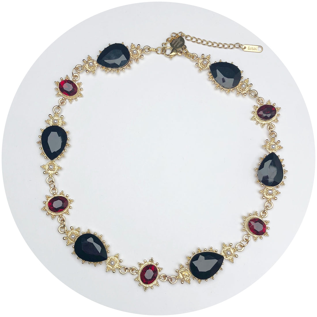 Dama Oscura Choker Necklace
