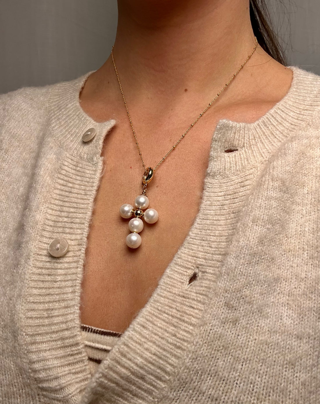 Perla Grande Freshwater Pearl Handmade Cross Necklace - Oriana Lamarca LLC