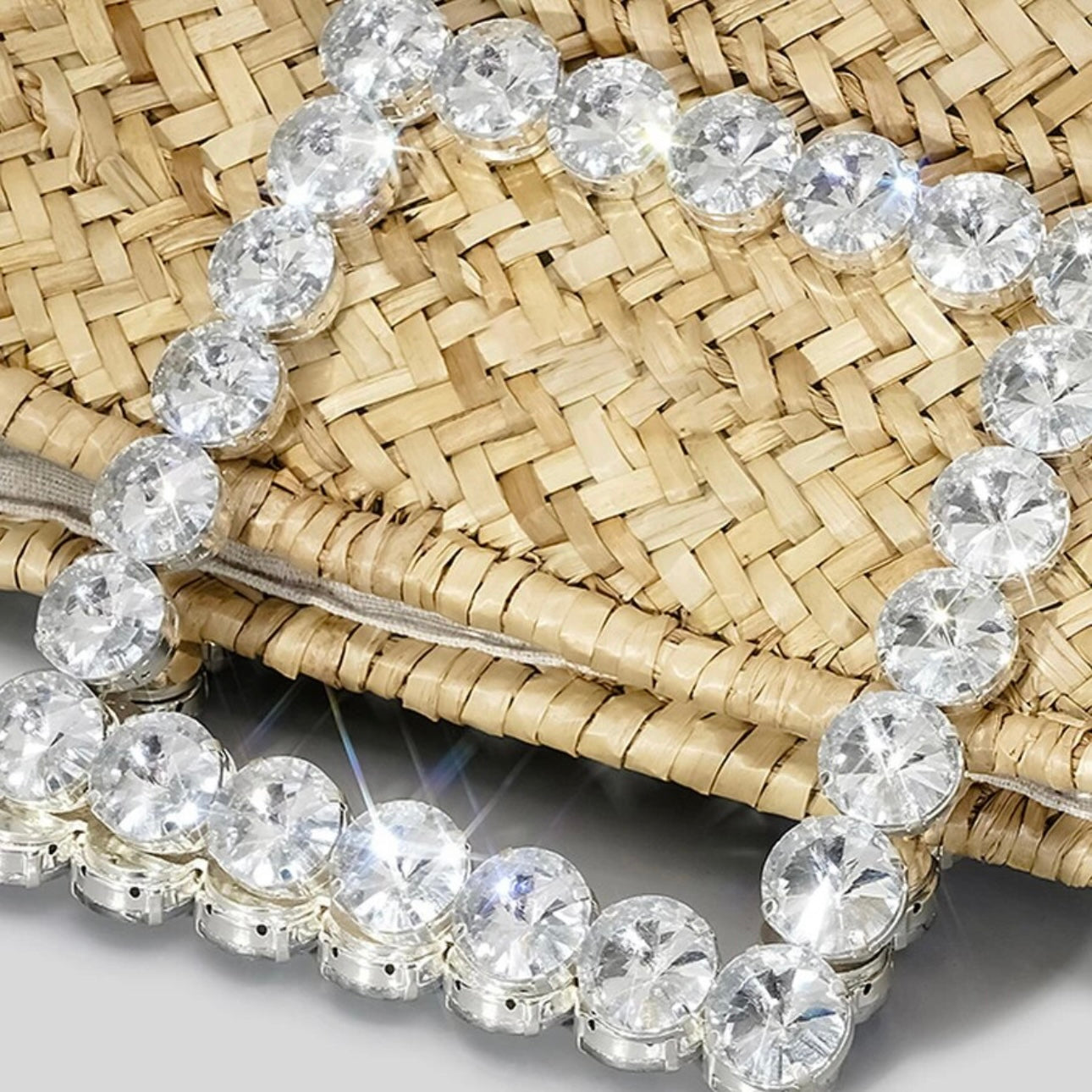 Diamond Handle Straw Bag