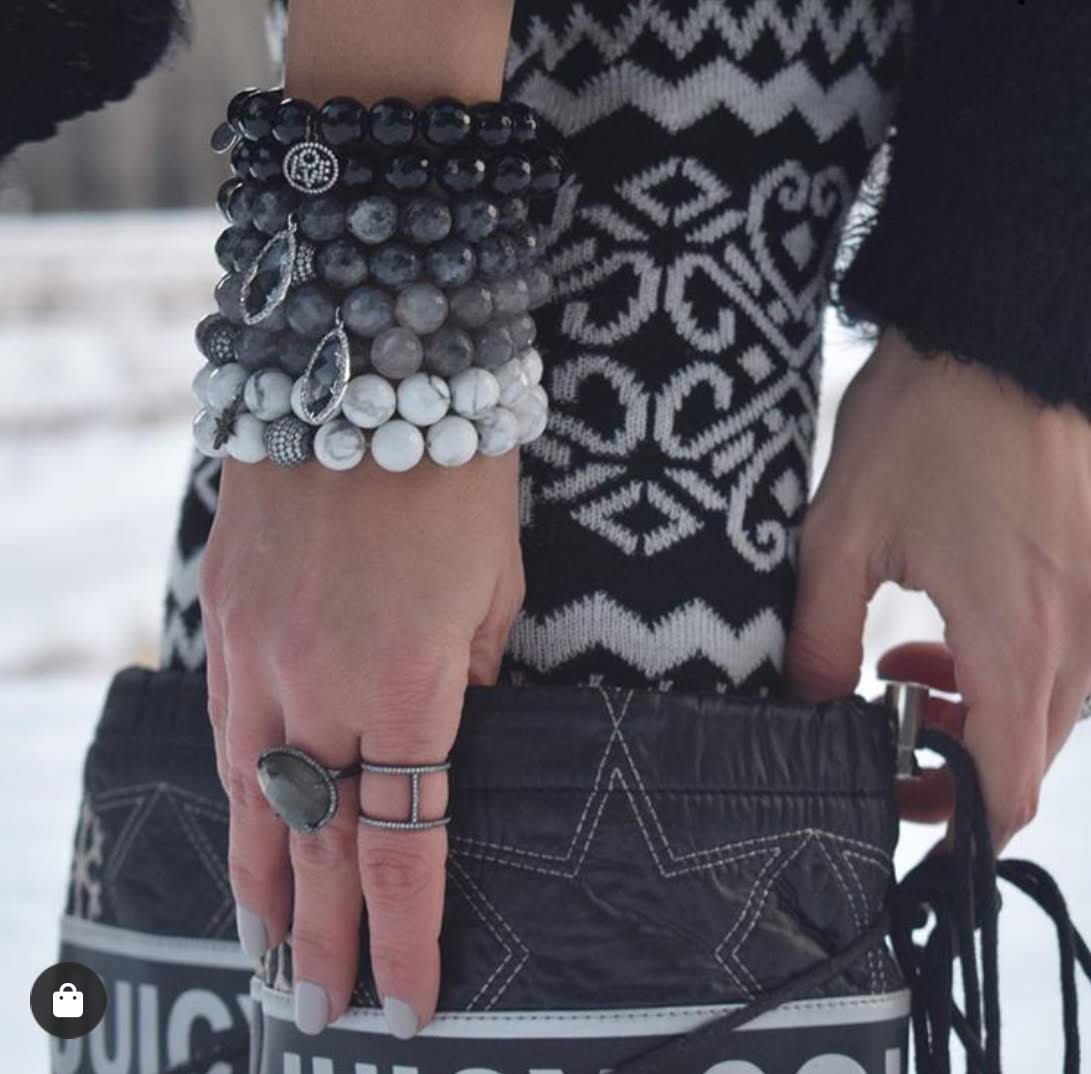 Grey Quartz with Pavé Silver Skull and Silver Skull Chain - Oriana Lamarca LLC