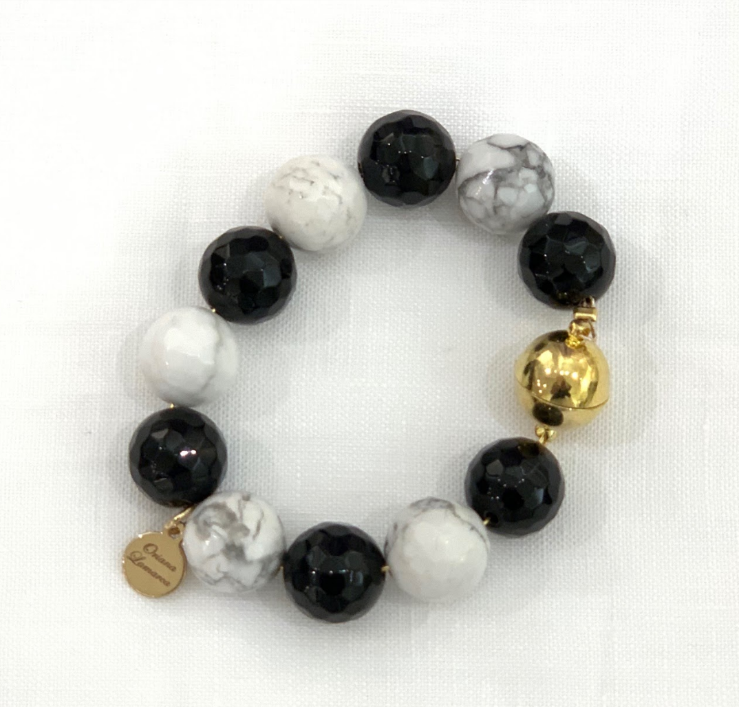 Black Onyx & White Howlite Wine Glass Marker & Napkin Ring - Oriana Lamarca LLC