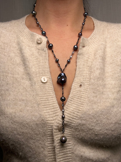 Peacock Pearl Lariat