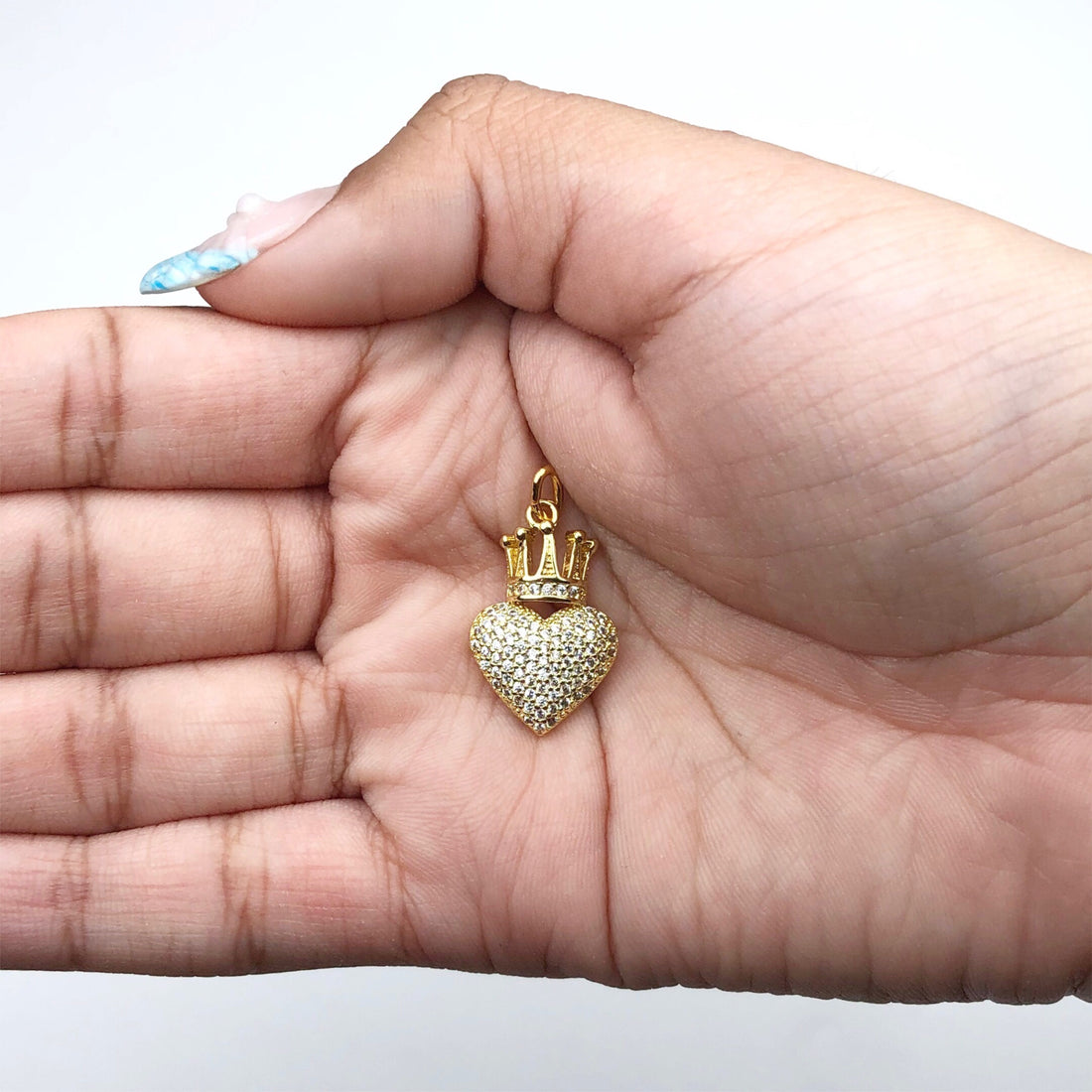 Pavé Queen of Hearts Pendant