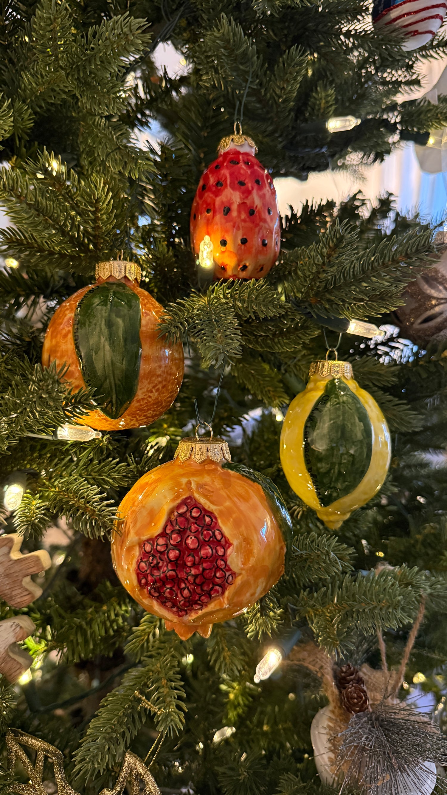 Melograno Sicilian Handpainted Ceramic Ornament