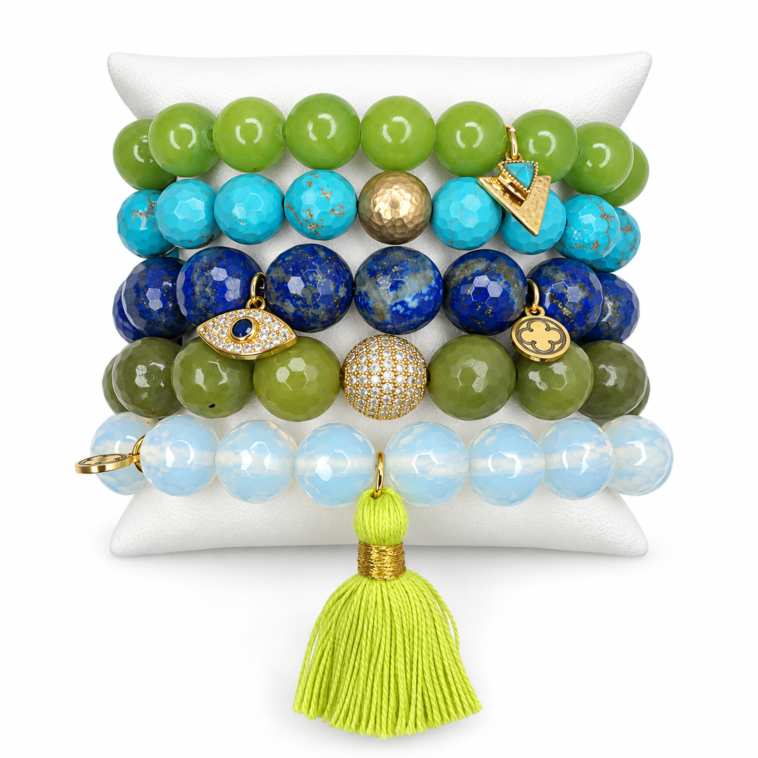 Naxos Chic Armparty on white studio background