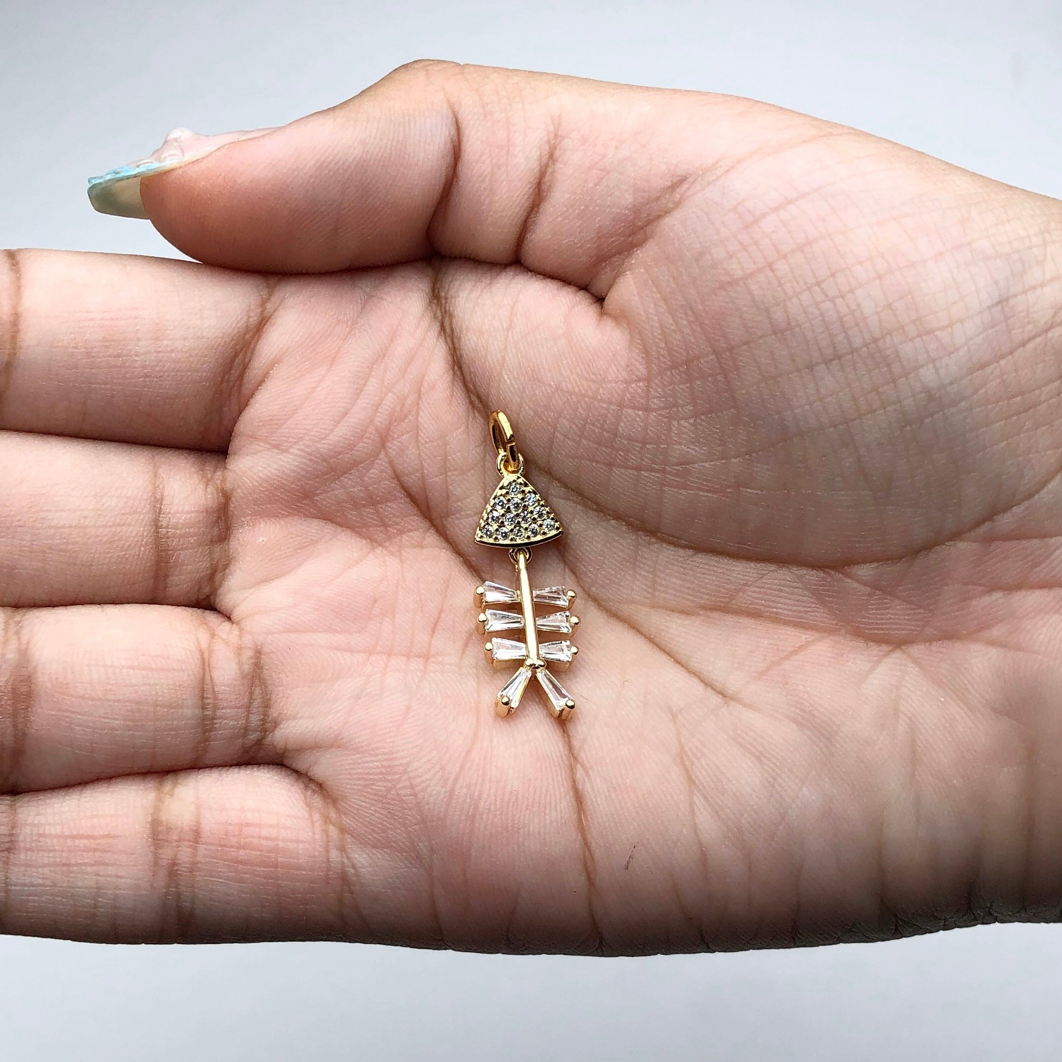 Pavé Gold Fishbone Pendant