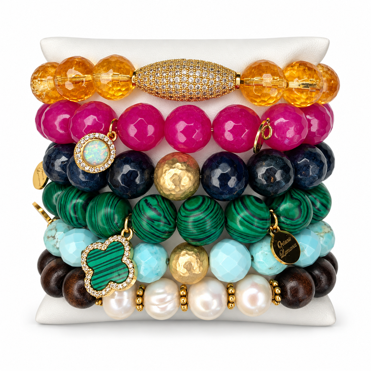 Los Angeles Armparty on white studio background