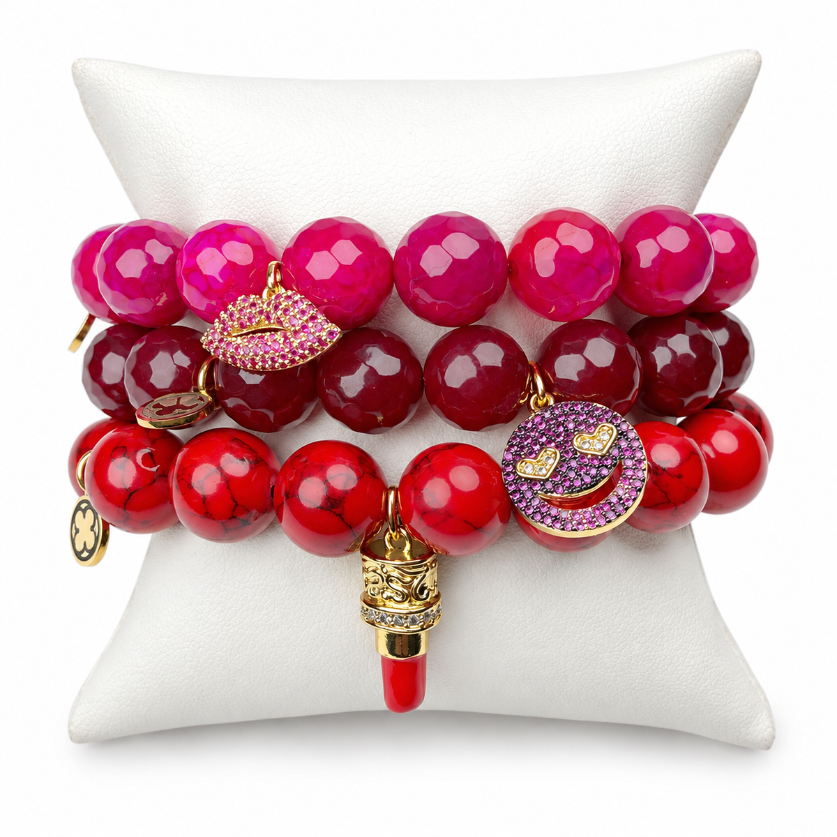 Berry Sexy Armparty on white studio background