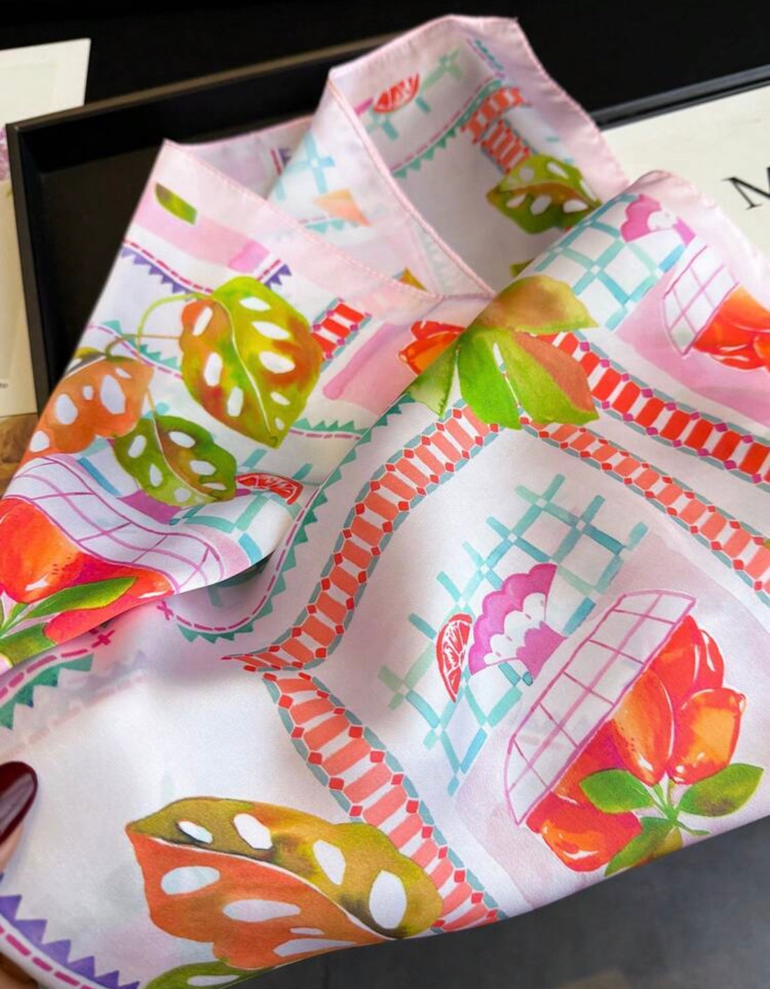 La Dolce Picnic Petite Foulard