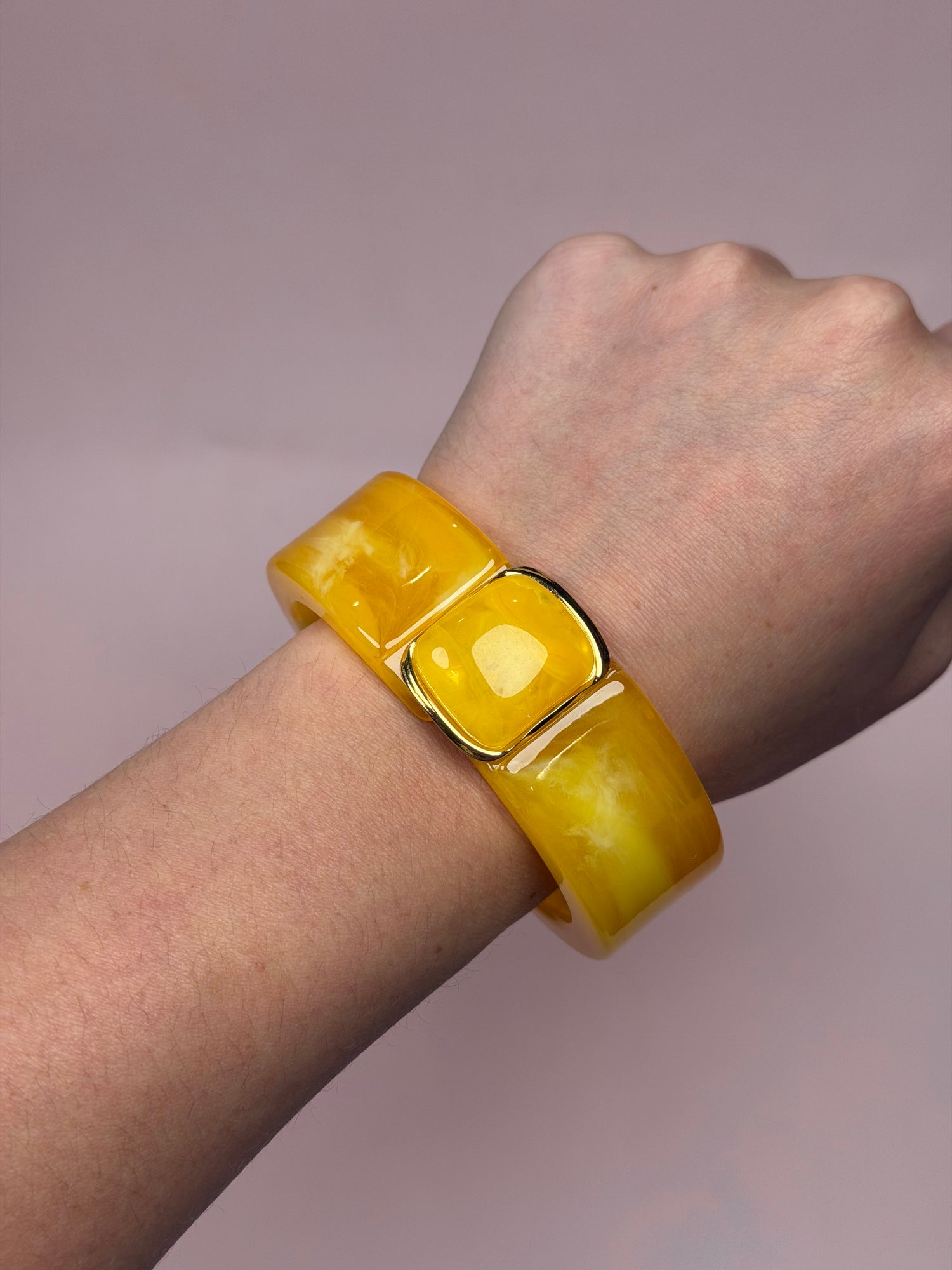 Valentina Amber Hinged Bangle