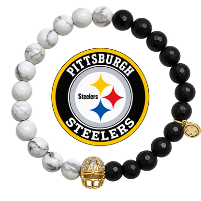 Mens Pittsburgh Steelers with Gold Pavé Helmet with preserved team logo on transparent background