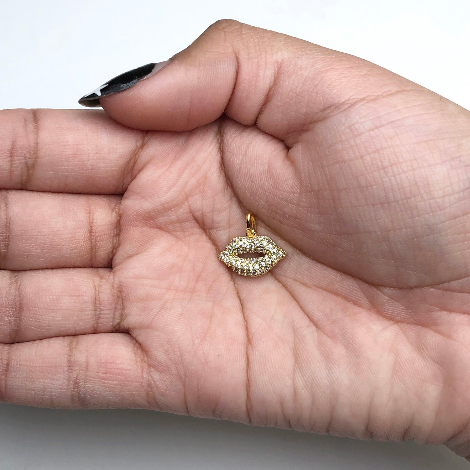 Gold Pavé Lips Pendant