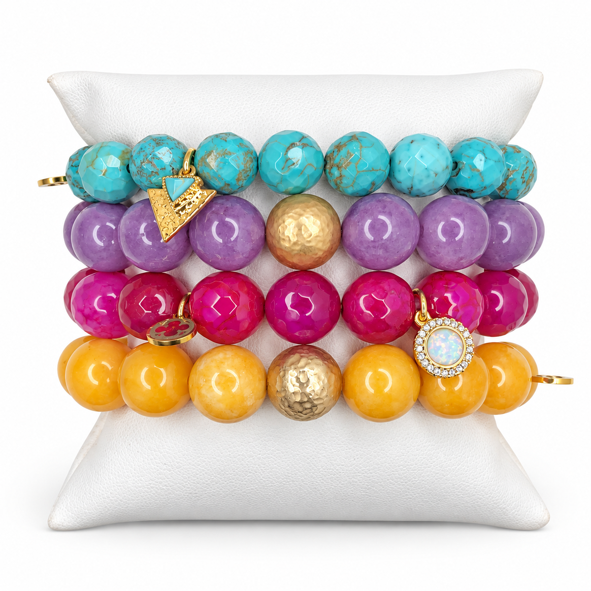 Daffodil Armparty on white studio background
