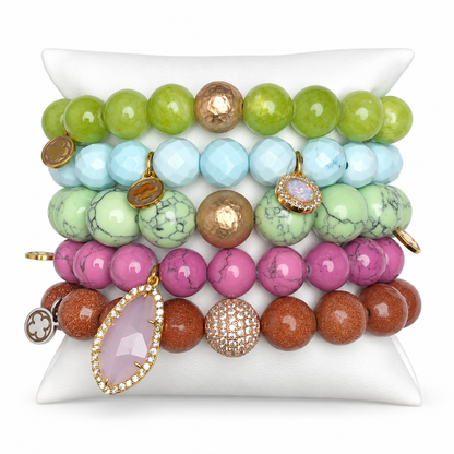 Meadow Muse Armparty on white studio background