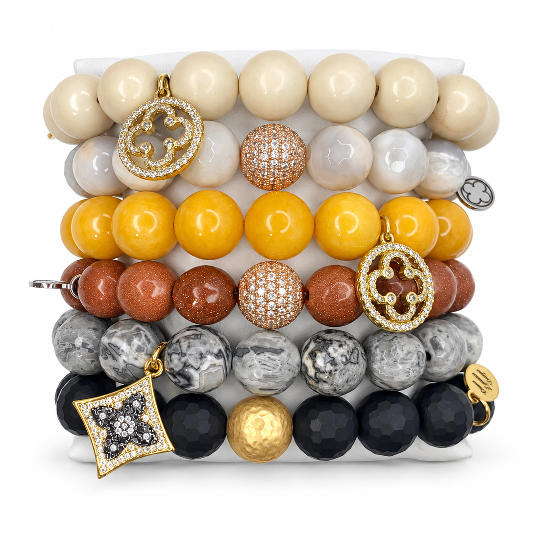 Pumpkin Spice Armparty on white studio background