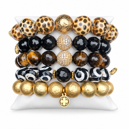 Gattopardo Arm Party on a white studio background