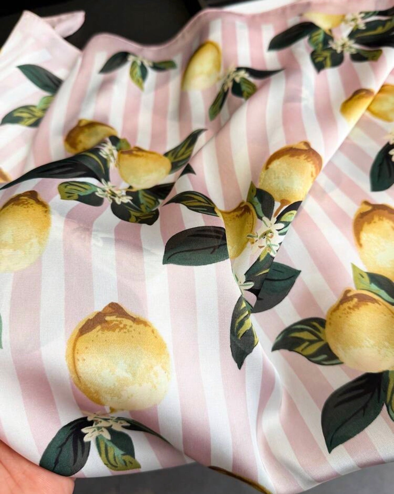 Pink Limonata Petite Foulard