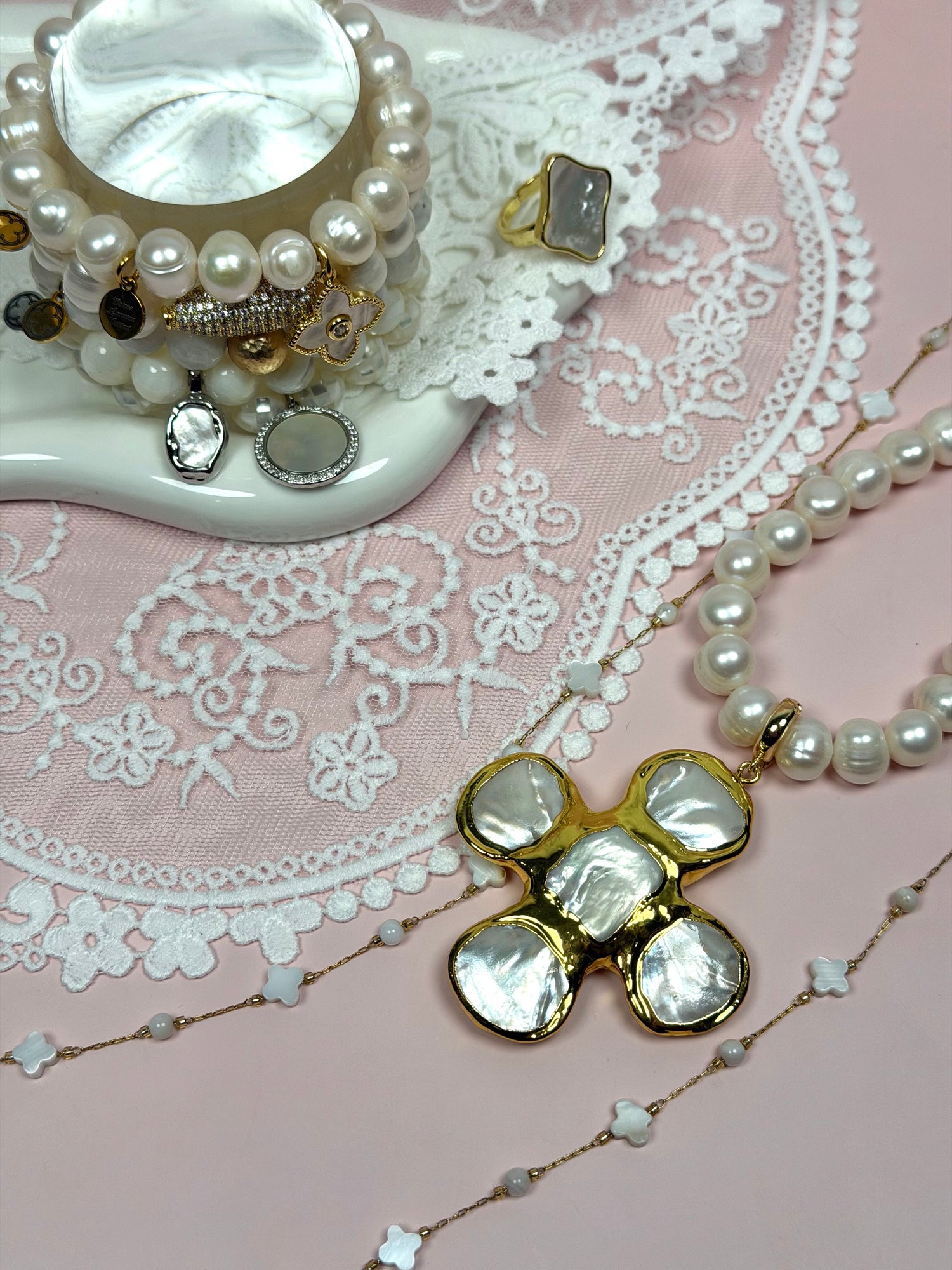 Perla Grande Freshwater Pearl with Pearl Bezel Cross Pendant