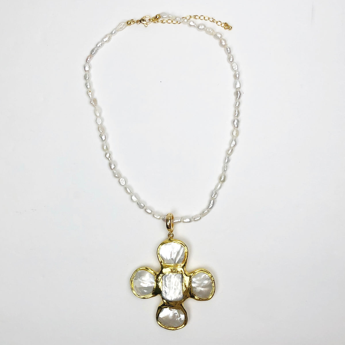 Perla Grande Freshwater Pearl with Pearl Bezel Cross Pendant