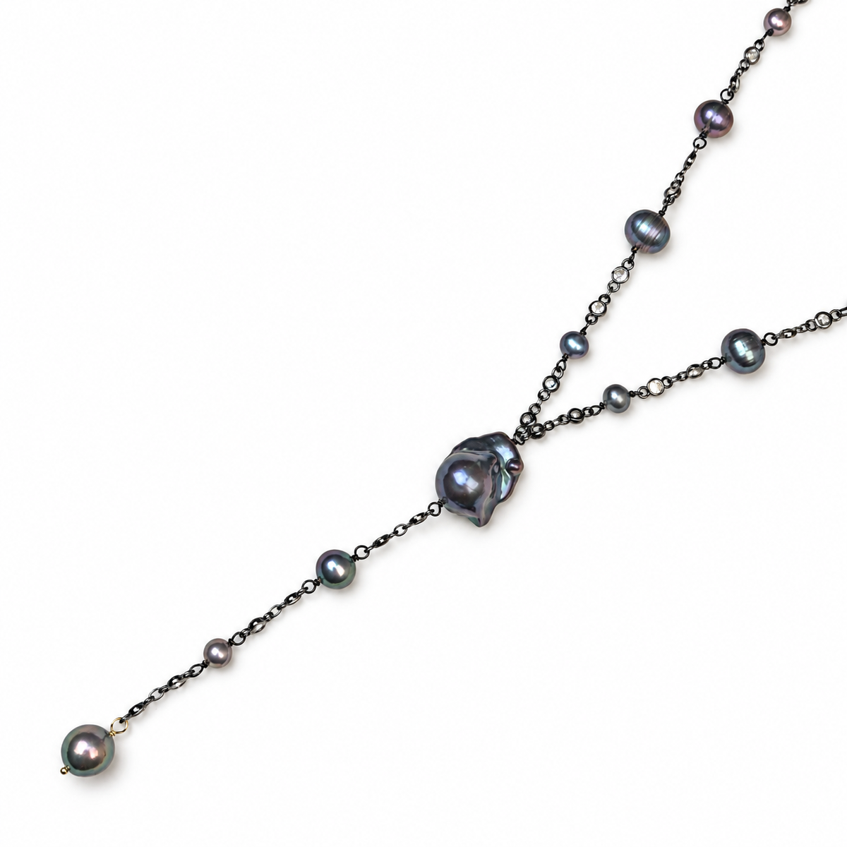 Peacock Pearl Lariat studio photo