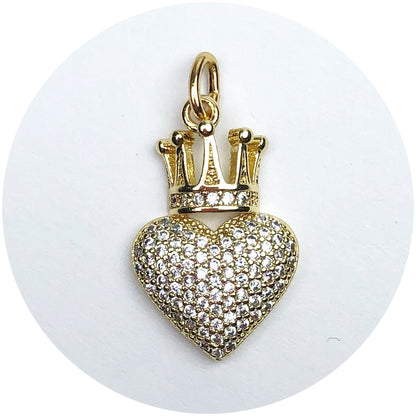 Pavé Queen of Hearts Pendant