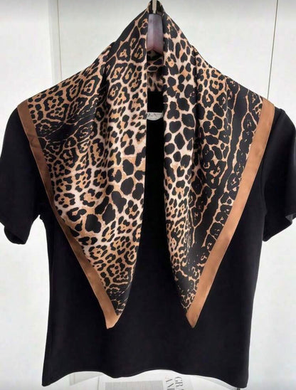Leopard Petite Foulard