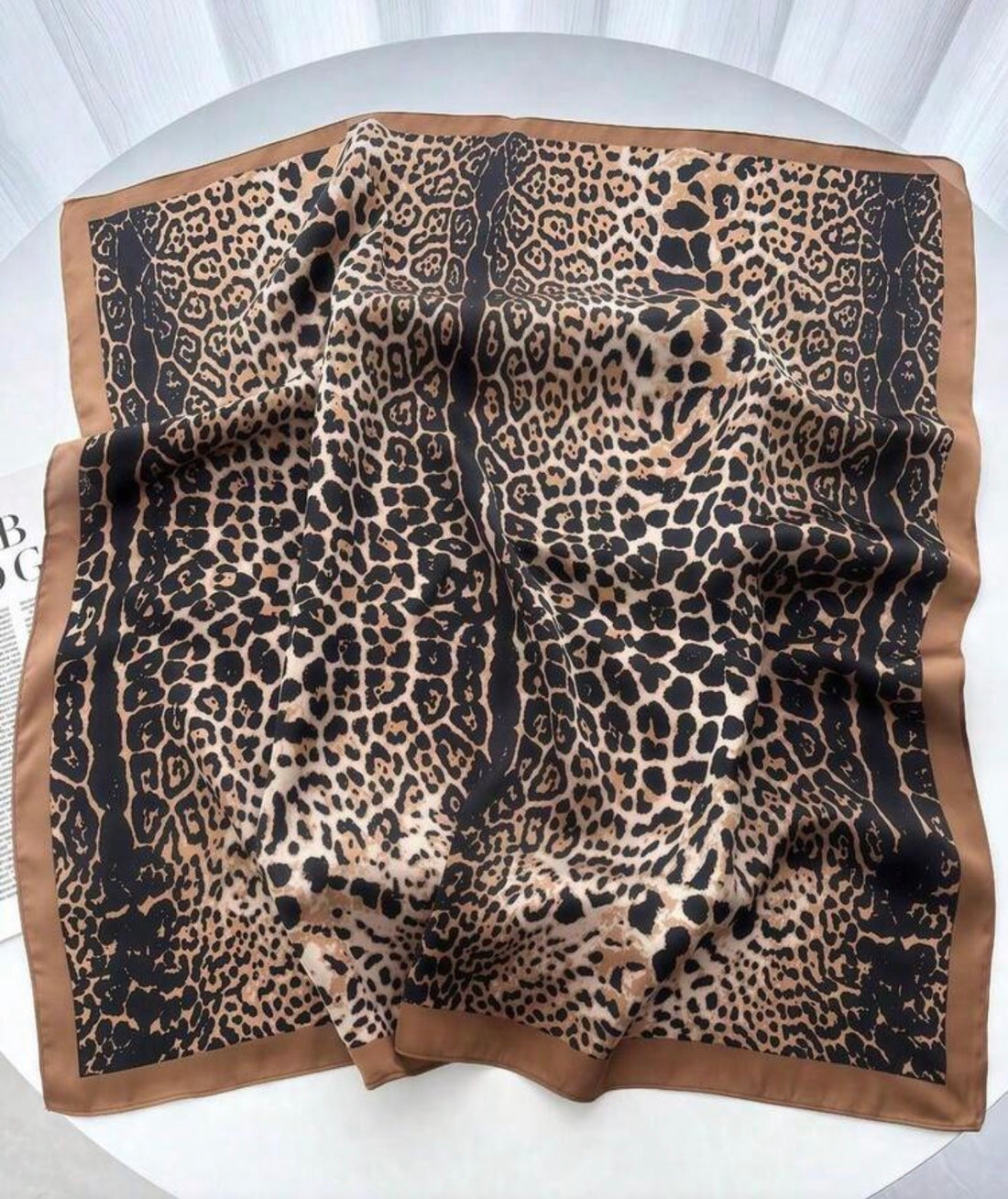 Leopard Petite Foulard