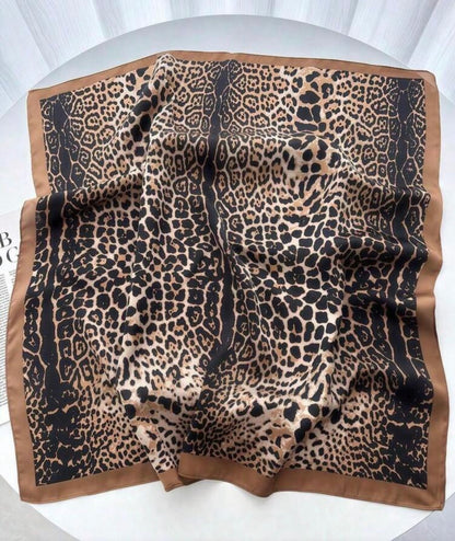 Leopard Petite Foulard