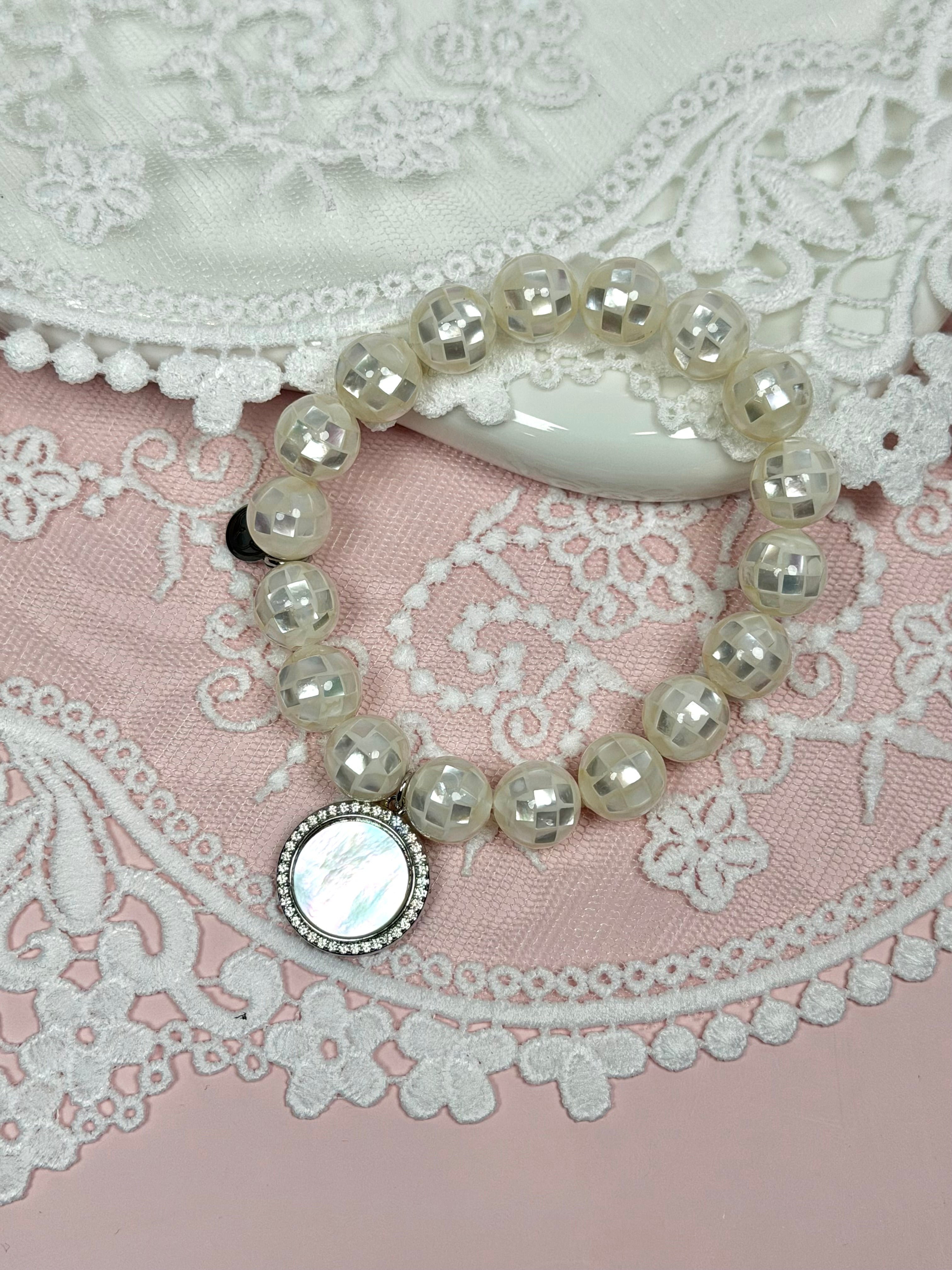 Mosaic Mother of Pearl with Mother of Pearl Gold Pavé Disc