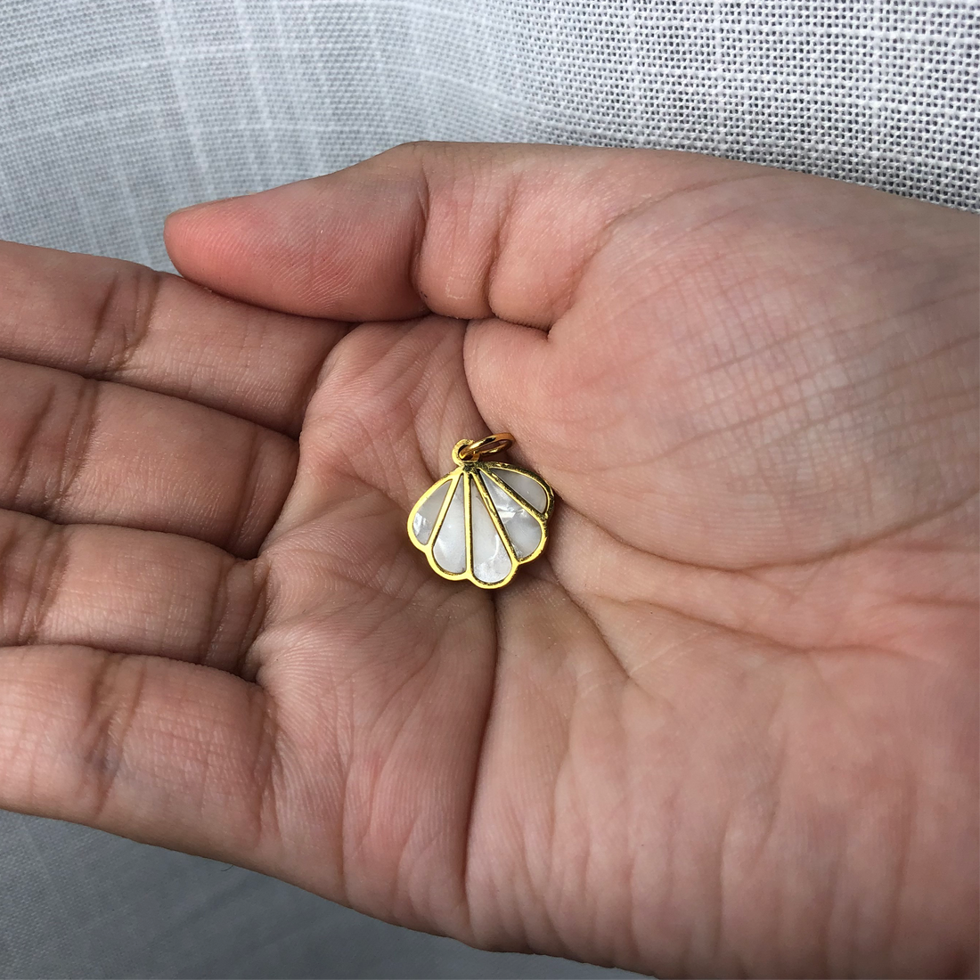 Clam Shell Pendant