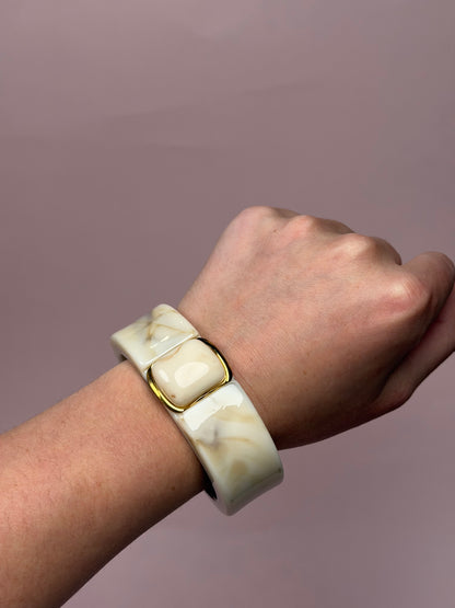Valentina Beige Hinged Bangle