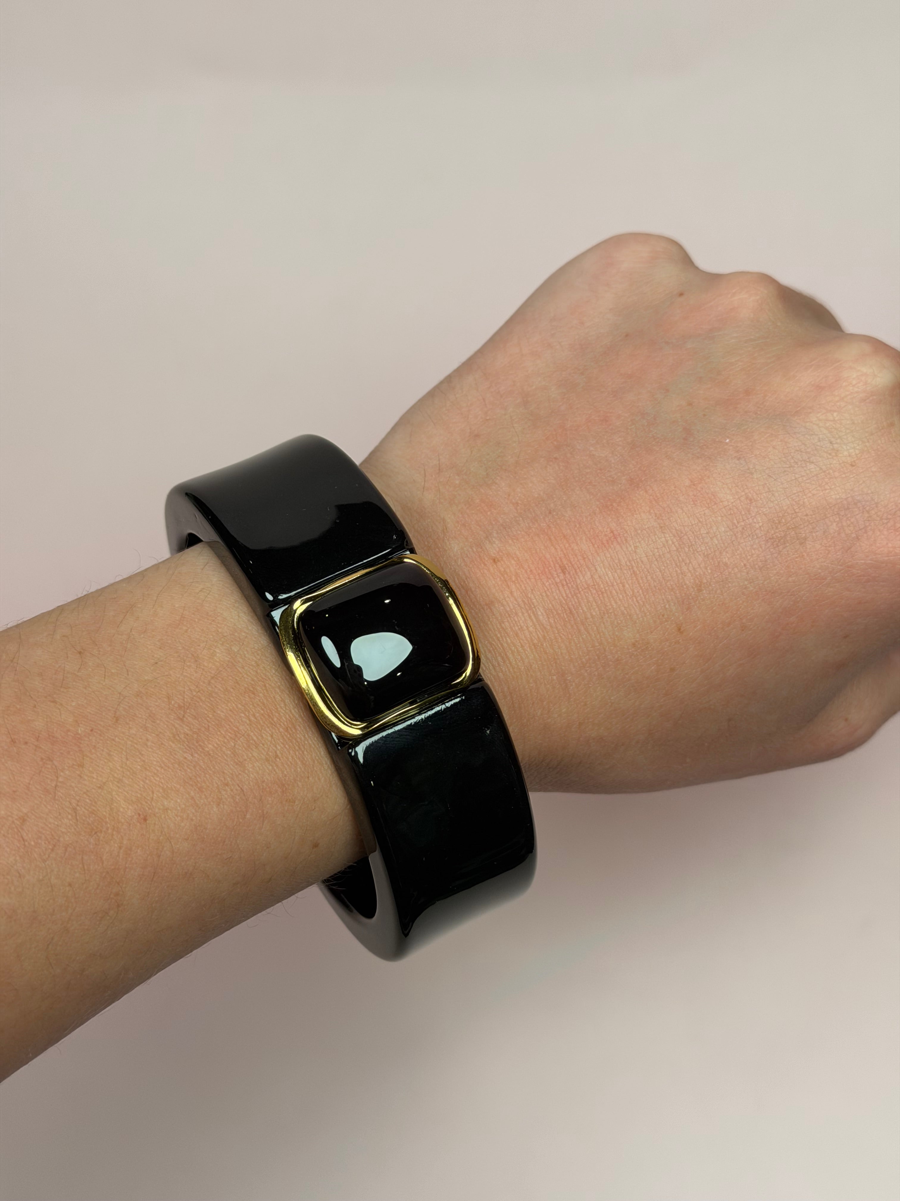 Valentina Black Hinged Bangle