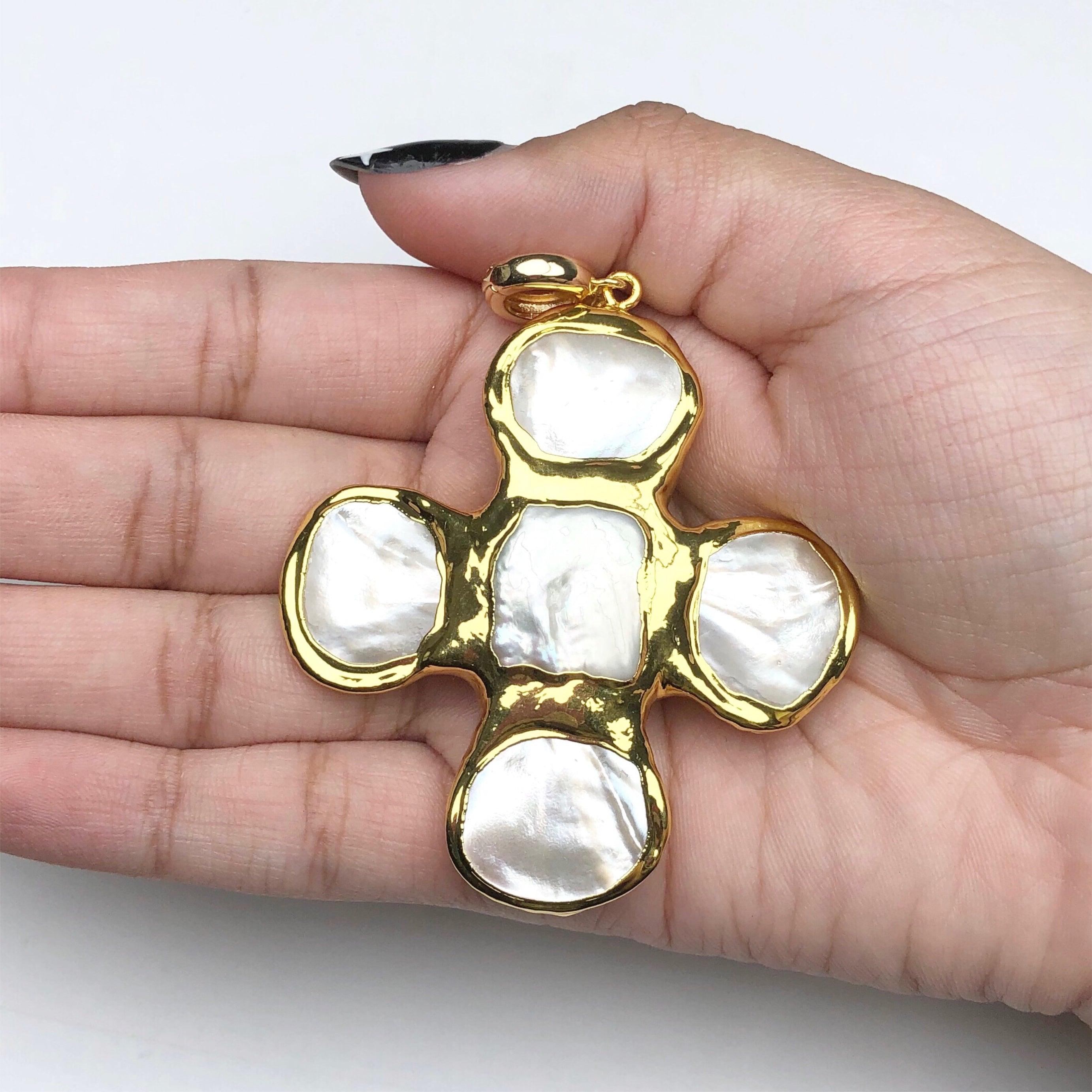 Freshwater Pearl Bezel Cross