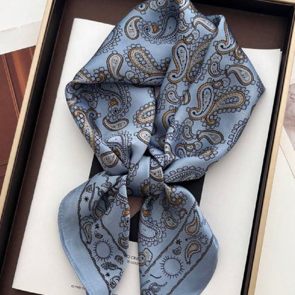 Saphhire Paisley Petite Foulard