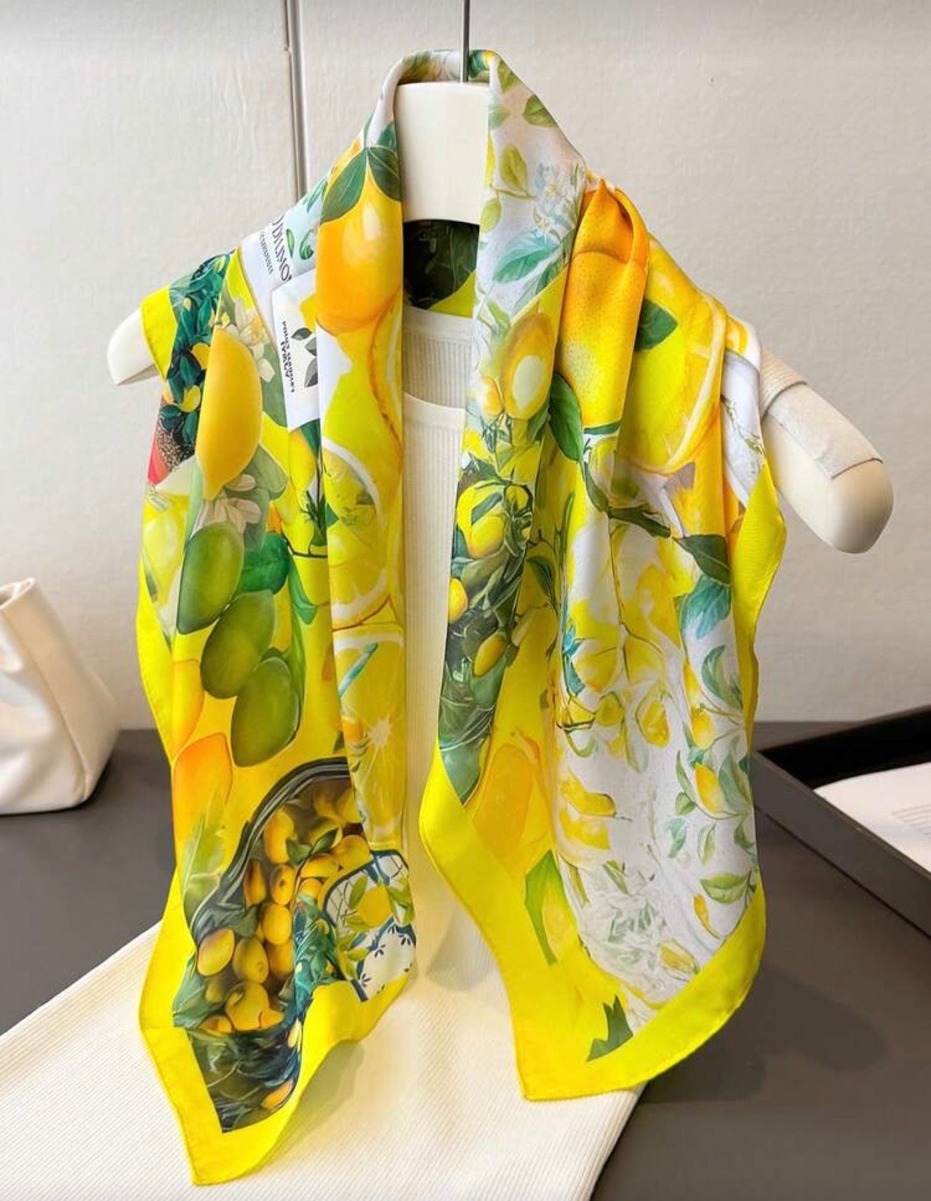 Foulard - Oriana Lamarca LLC
