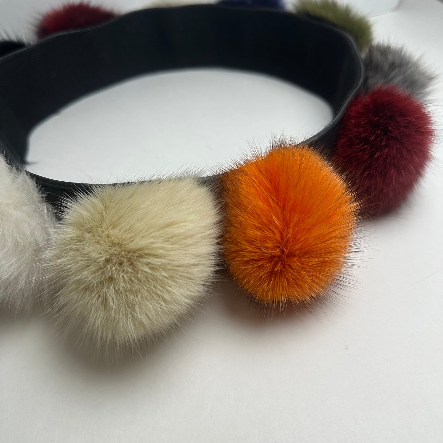 Rabbit Fur Pom Pom Bag stap