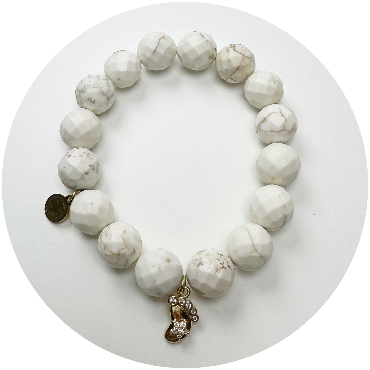 White Magnesite with Pavé Gold Baby Foot