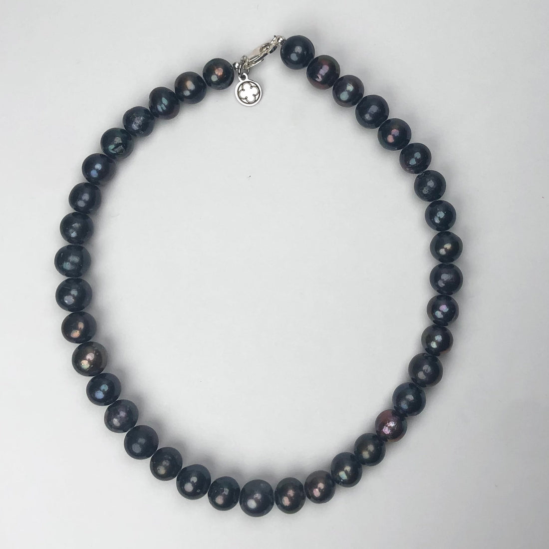 Perla Grande Peacock Pearl Necklace