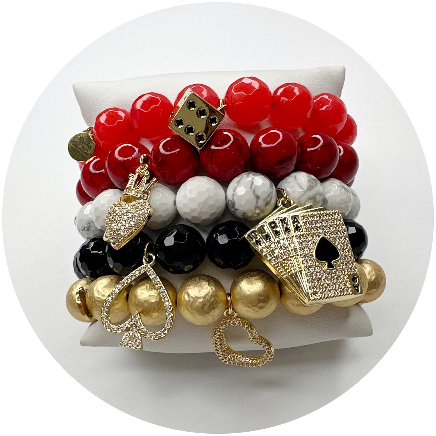 Queen of Hearts Armparty