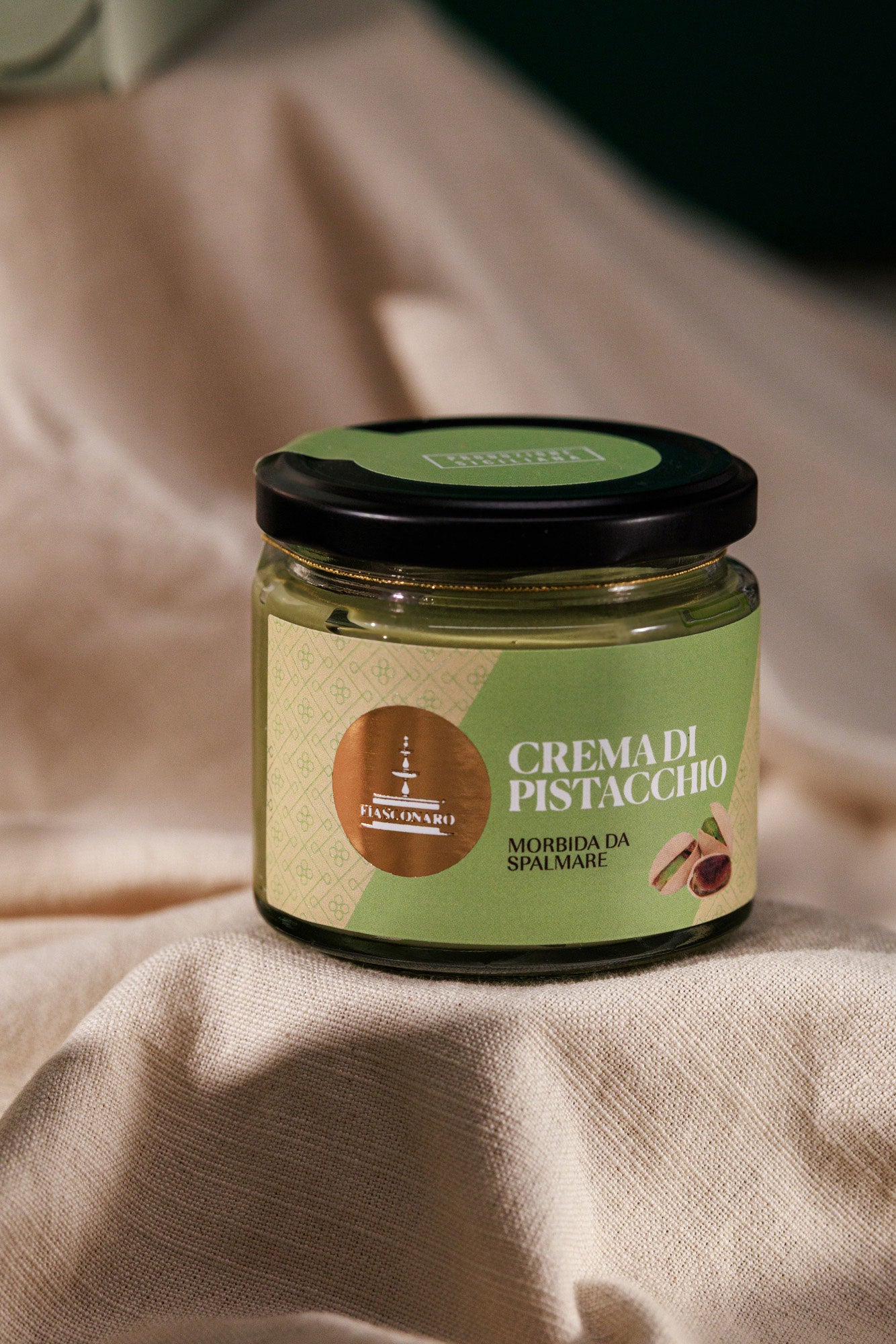 Sicilian Pistacchio Panettone - 2.25 lbs