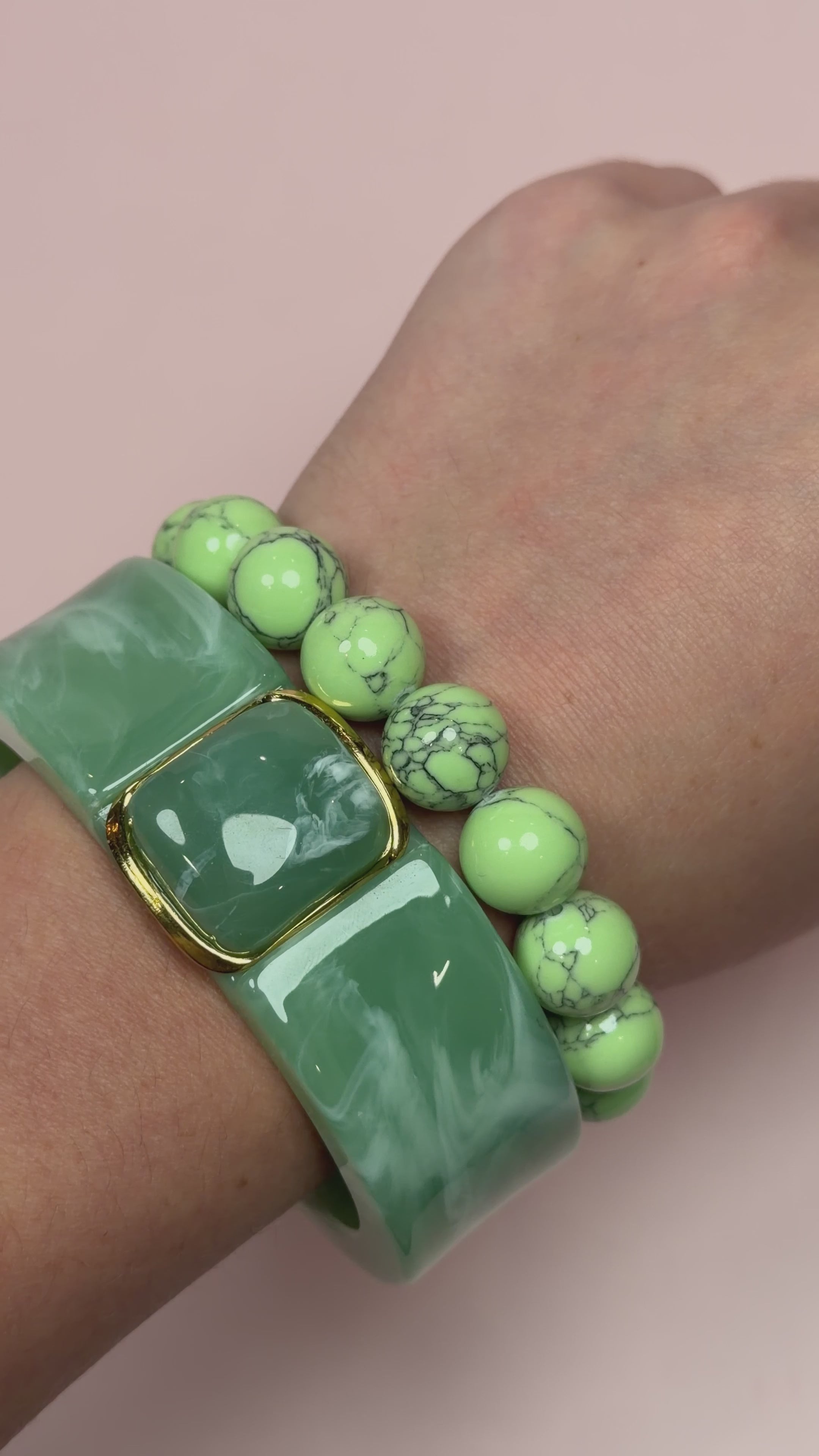 Valentina Amazonite Acrylic Hinged Bangle