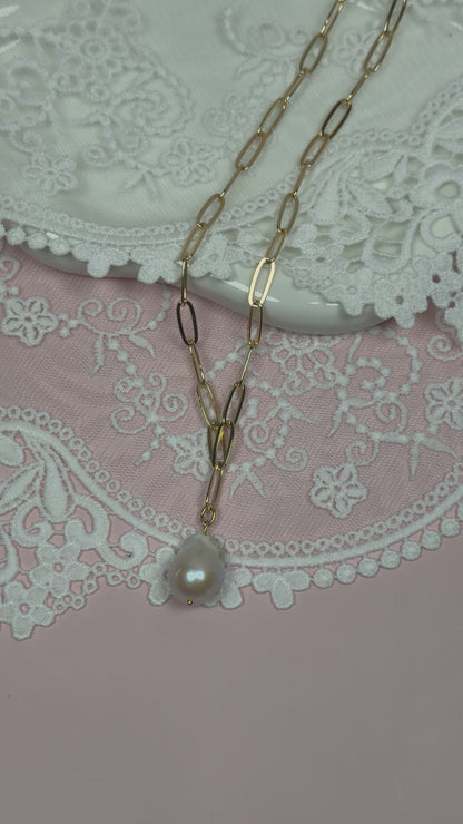 Baroque Pearl Drop Necklace