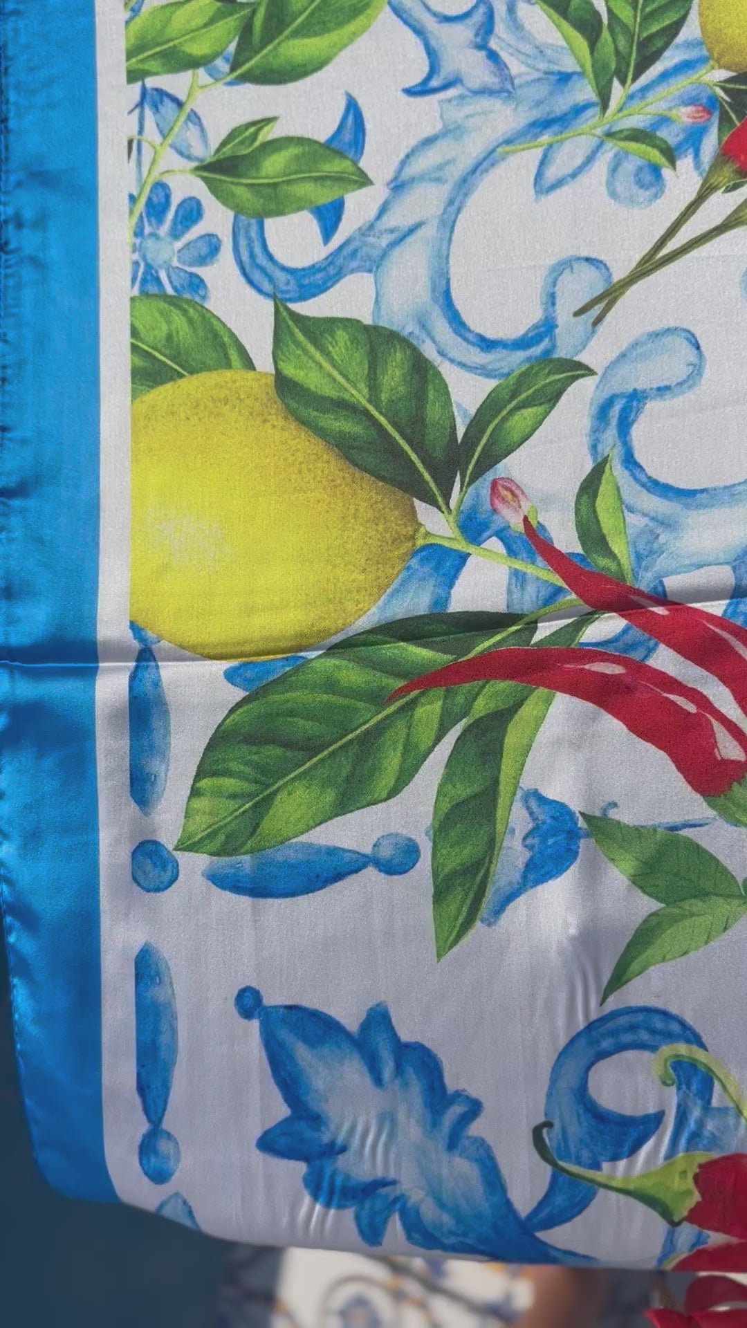 Lemon Pepperoncino Print Foulard