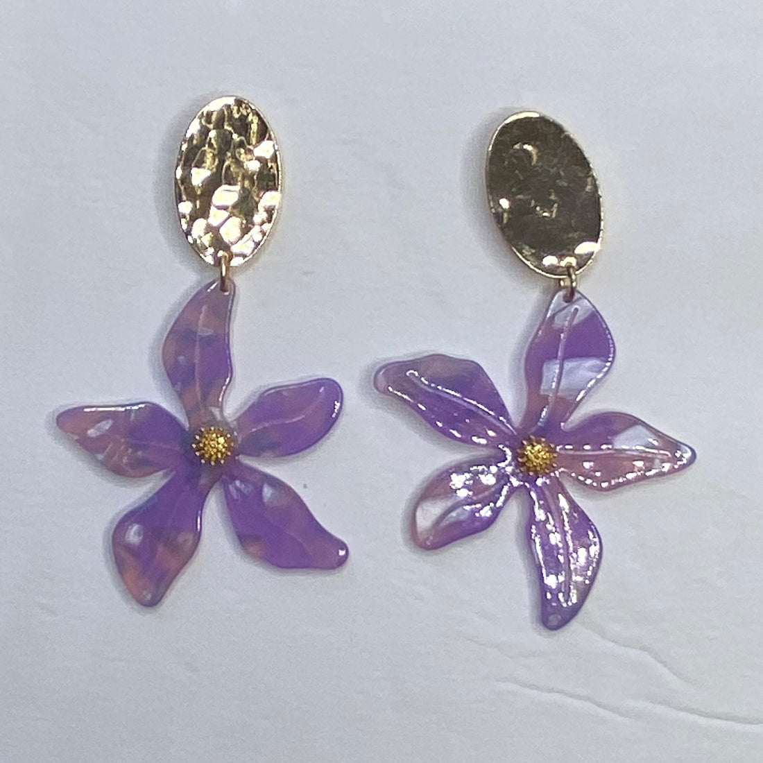 Layla Acrylic Purple Flower Earring