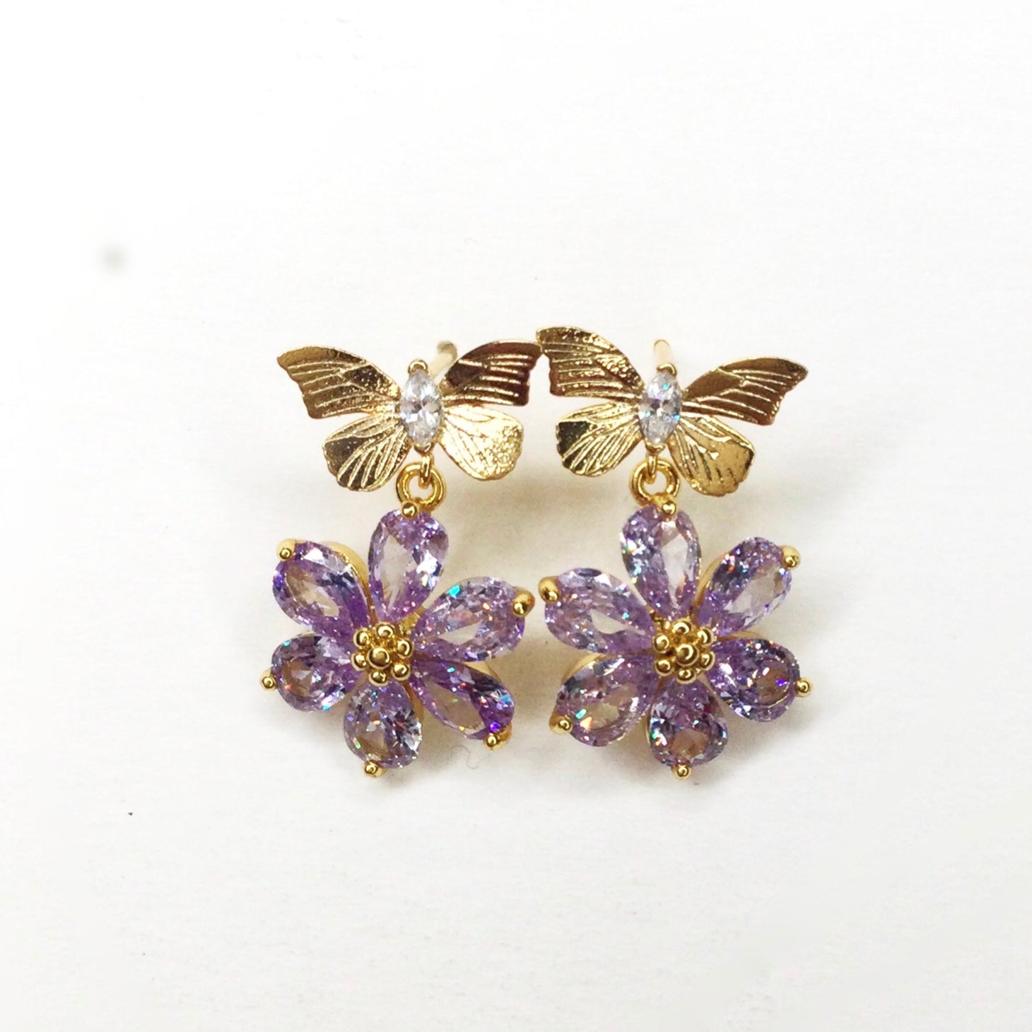 Daisy Purple  Butterfly Earring