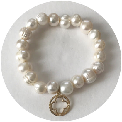EJ X OL Freshwater Pearls with Pendant - Oriana Lamarca LLC